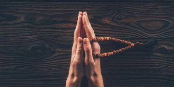 Бог дивиться на серце, а не на зовнішність: чи є обмеження в одязі для вірян у храмі