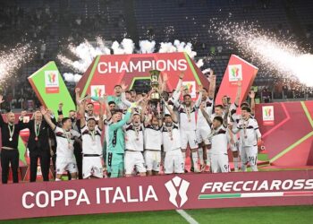 «Болонья» впервые за 51 год выиграла в Кубке Италии