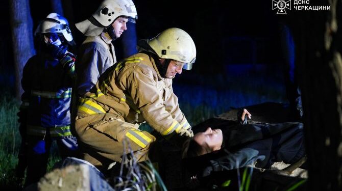 Черкаські рятувальники взяли участь у нічних тренуваннях — Новости Черкасс
