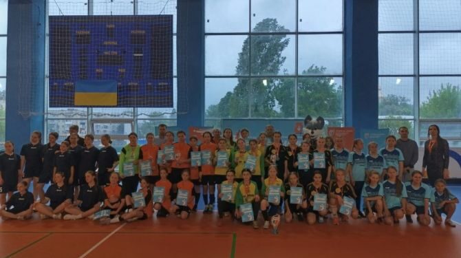 Черкаські школярі змагались у футзалі в межах всеукраїнської ліги — Новости Черкасс