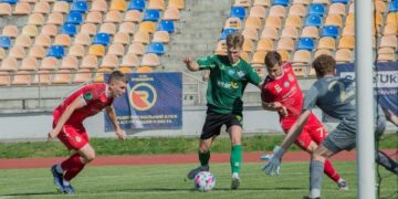 Друга ліга. Пробій вперше за десять турів програє, розгромна перемога Руху-2