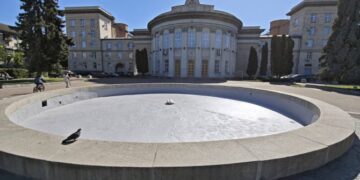 Фонтан за ОВА готують до запуску (ФОТО) — Новости Черкасс