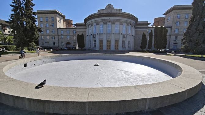 Фонтан за ОВА готують до запуску (ФОТО) — Новости Черкасс