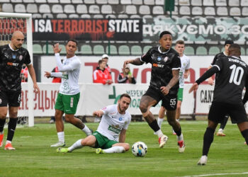 «Карпати» вдома зазнали поразки від «Зорі» і залишилися без місця в єврокубках