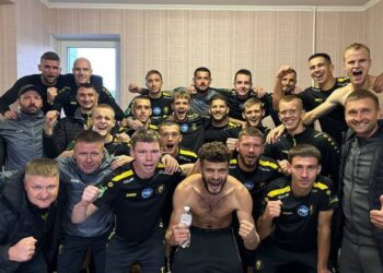 Лідер програв своєму конкуренту, дві нічиї з рахунком 2:2. Група Б Другої ліги зіграла останні матчі сезону