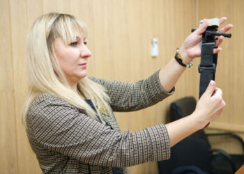 Лікарка із 18-річним стажем отримала грант за допомогою обласного центру зайнятості – проводить тренінги з домедичної допомоги | Новости Запорожья