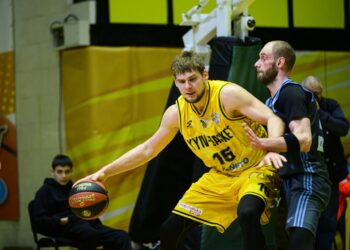 Максим Сандул показав третій в історії Суперліги показник за підбираннями в сезоні – Федерація баскетболу України