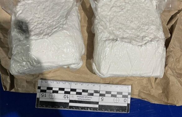 Мав при собі 2 кілограми “амфетаміну”: у Кам’янці наркокур’єр збував наркотики поштою