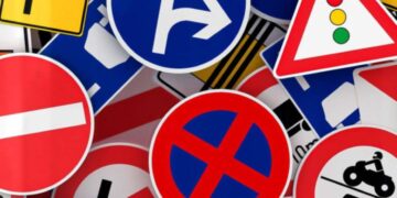 Міжнародні правила дорожнього руху: що потрібно знати перед поїздкою за кордон- Дніпро оперативний