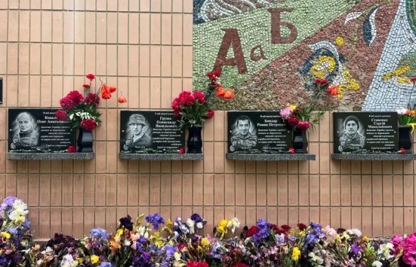 На Лисянщині відкрили меморіальні дошки захисникам