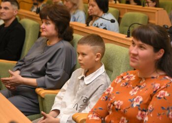 На Рівненщині нагородили дітей-переможців олімпіади знавців Біблії