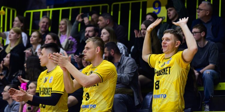 Підсумки сезону Суперліги Favbet: командні рекорди – Федерація баскетболу України