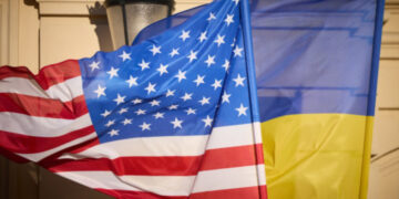 Понад 40% мешканців заходу мають позитивні очікування від угоди про надра зі США — опитування