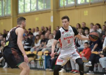 Рівне — Черкаські Мавпи: відеотрансляція третього матчу бронзової серії Суперліги Favbet – Федерація баскетболу України