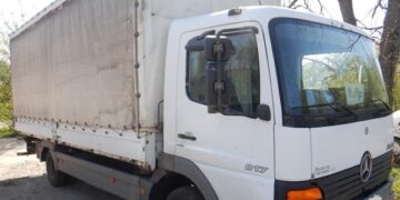 У Черкасах виявили два автомобілі Mercedes із ознаками кримінального втручання — Новини Черкащіни