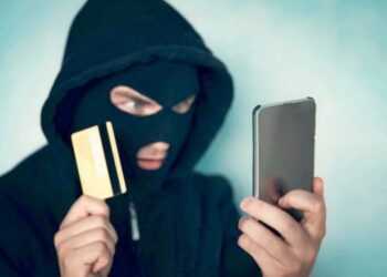 У Каневі шахраї намагаються ошукати людей від імені міського голови