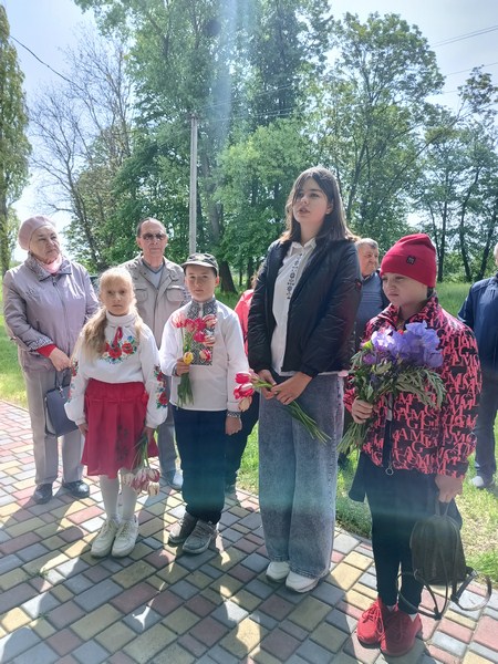 Вірші видатного земляка декламують діти з Куцівки