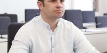 У Львівській міськраді присягу склав новий депутат від «Самопоочі»