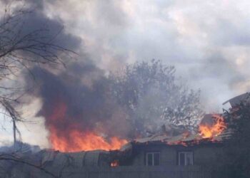 У Руській Поляні масштабна пожежа охопила будинок, прибудову та гараж — Новости Черкасс