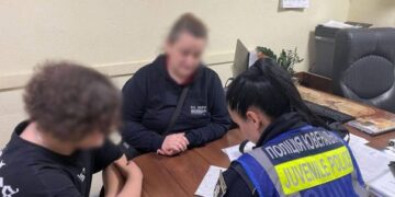 У столиці розшукали підлітка, який знущався з тварини