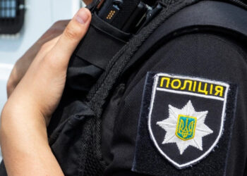 У Запоріжж поліцейські затримали грабіжника-рецидивіста – вкрав у місцевого мешканця 200 тисяч гривень | Новости Запорожья