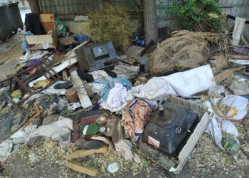 У Запоріжжі виявили сміттєзвалище навпроти житлового будинку – екологи розповіли подробиці  | Новости Запорожья