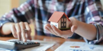 Українці з початку року сплатили понад 4,3 мільярда податку на нерухомість – Экономика