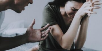 Уманчанина, який погрожував дружині розправою та ухилився від програми для кривдників, судитимуть