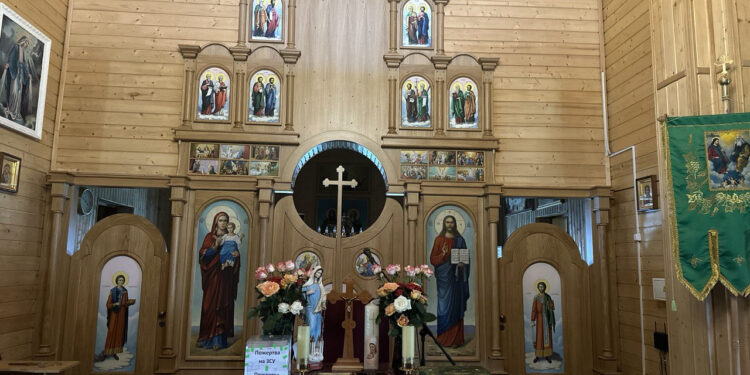 “Усе віддав заради нас”: івано-франківський священни про те, як зрозуміти, що Бог справді чує молитви