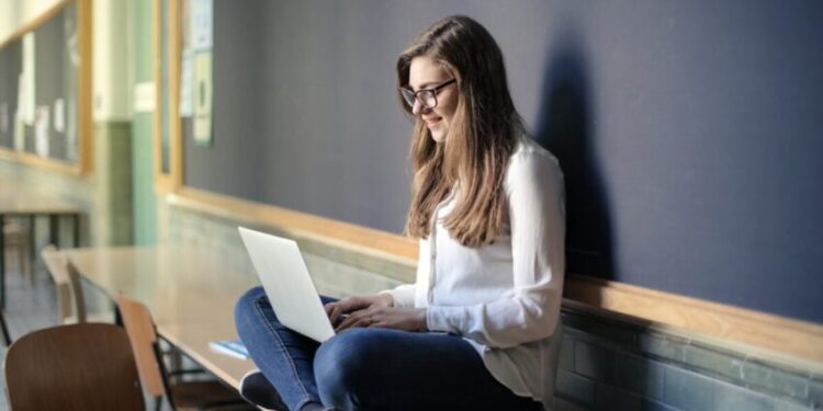 Ваучери на навчання: 10 000 українців отримали ваучери на здобуття нової професії – Экономика