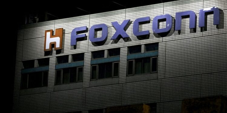 Виробник iPhone випускатиме електромобілі Mitsubishi – Экономика