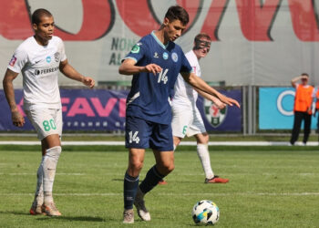 «Ворскла» не втримала комфортну перевагу в рахунку над «Кудрівкою» у першому матчі