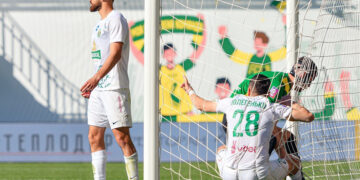 Всьоме в історії Чемпіонату України учасники матчу відзначилися одразу двома автоголами