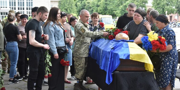 Євгеній Борисов на щиті: Полтавщина попрощалася з воїном