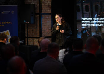 Запоріжжя відвідала міністерка економіки Юлія Свириденко, фото – вона окреслила основні проблеми, з яким стикається бізнес | Новости Запорожья