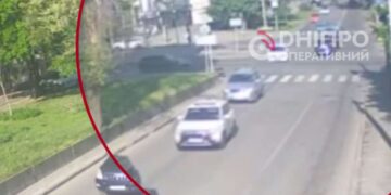 Затори у Дніпрі 25 квітня: де не проїхати вранці п’ятниці |  |