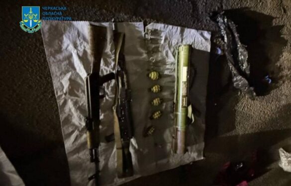 Житель Золотоніщини продав зброю та боєприпаси на 4 тисячі доларів