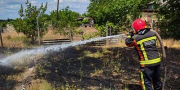 12 червня та в ніч проти 13 на Миколаївщині вогнеборці ліквідували 19 пожеж » Миколаївський Оглядач