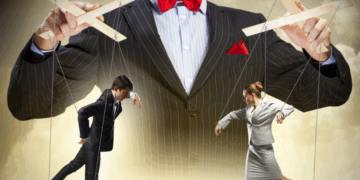 50 тисяч доларів — і ти лідер партії: розслідування ЧЕСНО про нелегальний політичний ринок – Экономика