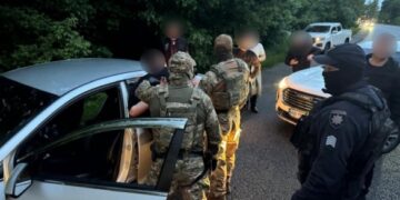 7000 доларів за “виїзд”: черкащанин організував переправлення військовозобов’язаних через держкордон