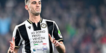 Артему Довбику могут подписать скандального конкурента в «Роме»