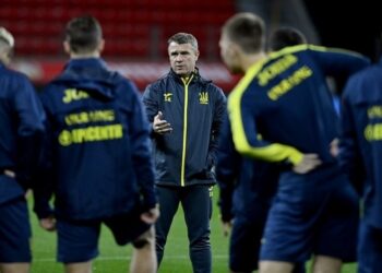 Йожеф Сабо защитил Реброва и назвал главную проблему в сборной Украины