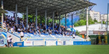 Кременчук під прицілом: атака пошкодила футбольне поле