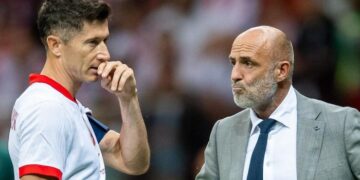 Левандовски может стать причиной увольнения наставника сборной Польши