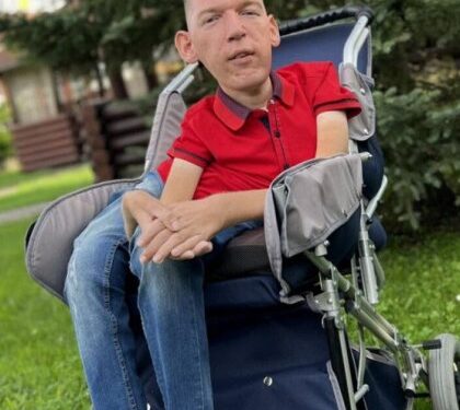 Львів’янина Гусакова підозрюють у махінаціях із донатами на СМА