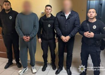 На Одещині водіїв рейсового автобуса затримали за підозрою у перевезенні чоловіків за кордон :: Інтент :: Суспільно-політичне видання:: Регіональна мережа якісної журналістики