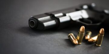 На Золотоніщині викрили двох чоловіків, які зберігали арсенал зброї та боєприпасів