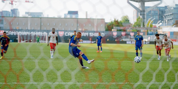 Олександр Зінченко в Торонто увійшов до топ-10 бомбардирів національної збірної України