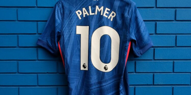 Отстранен от клуба. «Челси» забрал игровой номер у Михаила Мудрика