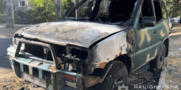 Підпалювала авто військового з подругою: як викрили полтавок